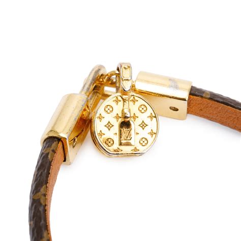 lv m6689e|LV Tribute Bracelet Monogram .